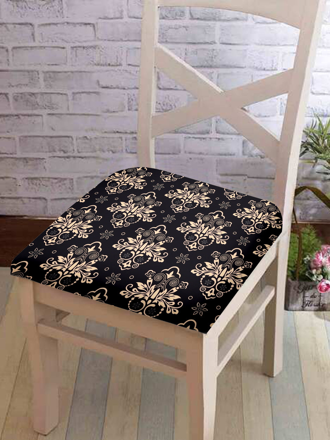 Stretchable Ethnic Printed Non Slip Chair Pad Cover Pack of 1- Black